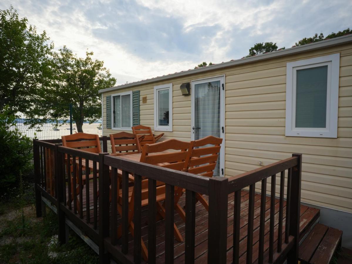 Mediteran Travel Mobile Homes Uvala Slana เซลเซ ภายนอก รูปภาพ