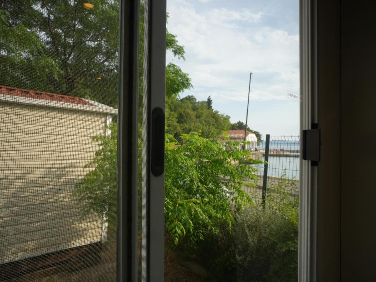 Mediteran Travel Mobile Homes Uvala Slana เซลเซ ภายนอก รูปภาพ